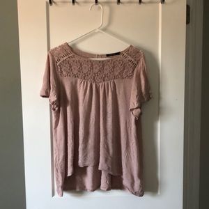 Women’s short sleeve top